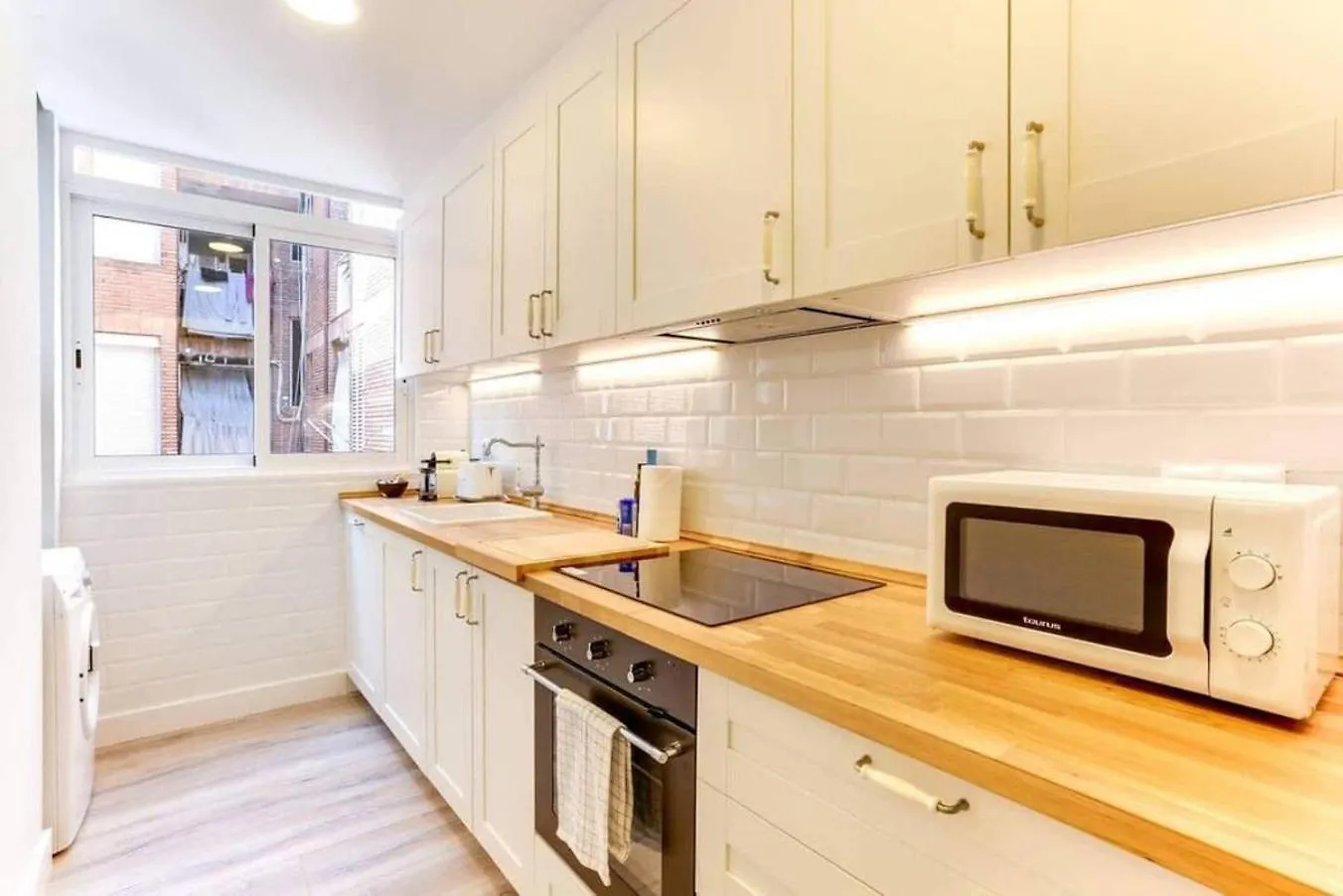Bright 2Bdr In Trendy Gracia Apartment Barcelona